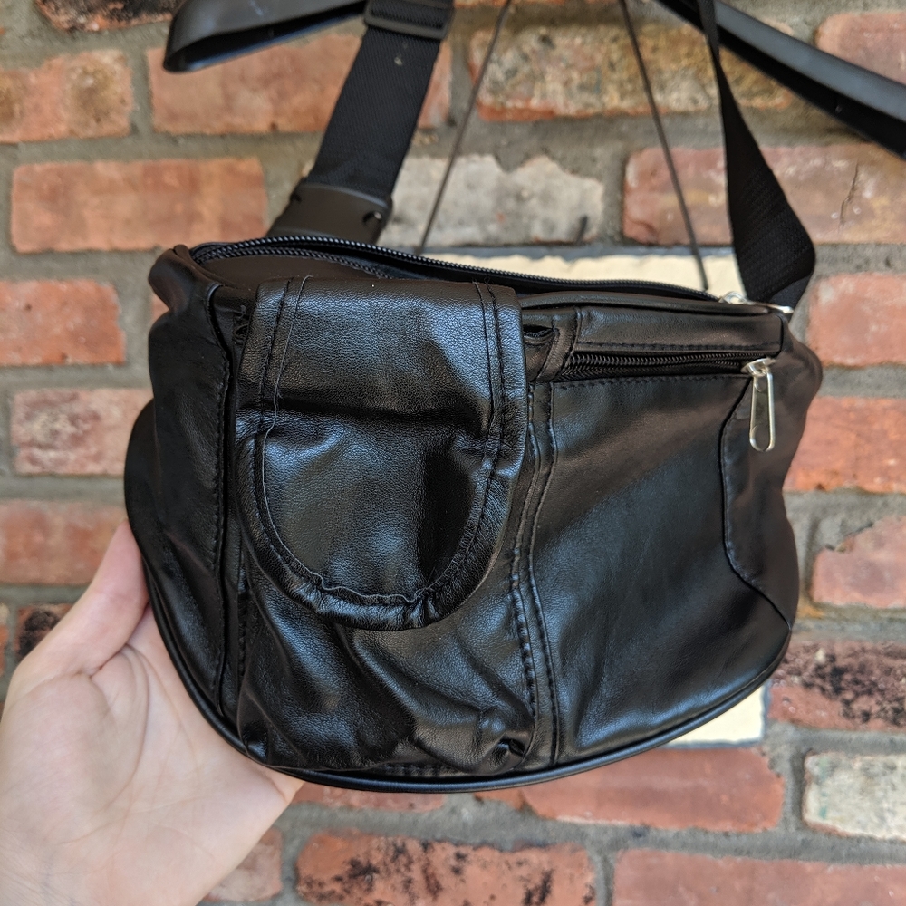 Retro leather fanny pack multi pocket